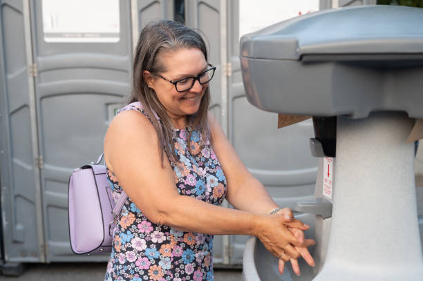 Best Porta potty rental near me  in Lake Belvedere Estates, FL